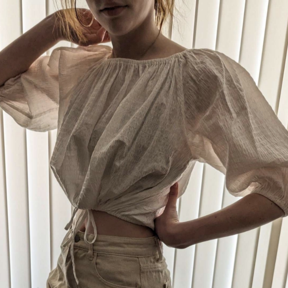 White 3/4 puff sleeve blouse with tie